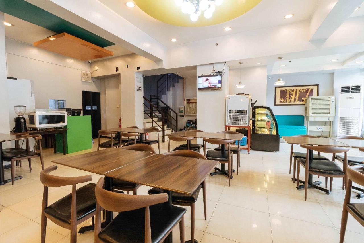 Reddoorz Plus @ Tayuman Manila Exterior photo