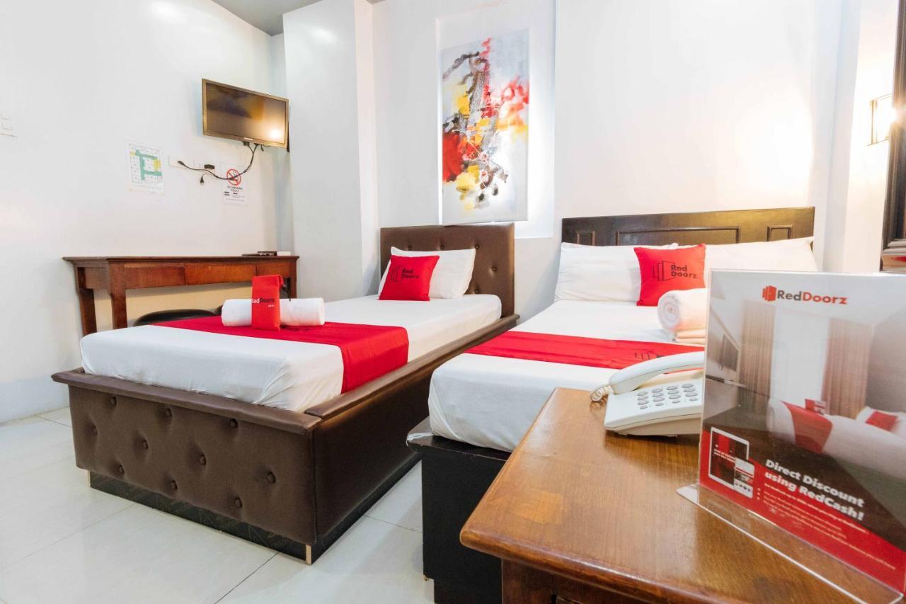 Reddoorz Plus @ Tayuman Manila Exterior photo