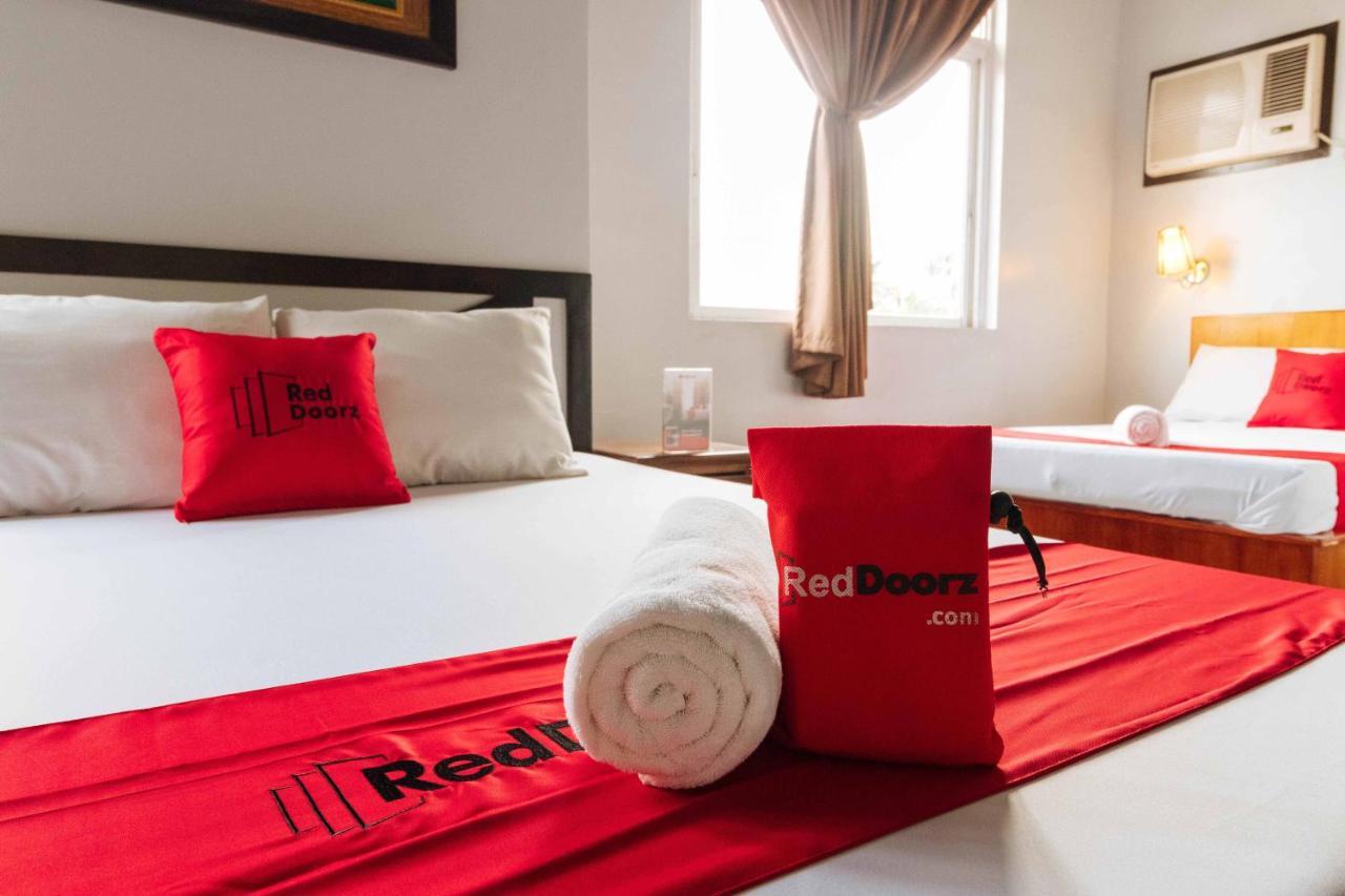 Reddoorz Plus @ Tayuman Manila Exterior photo